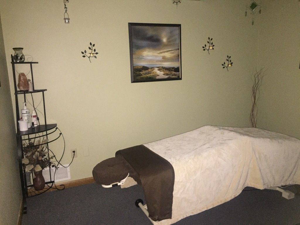 Lynn Labelle - Massage Therapist in Ludlow, Massachusetts